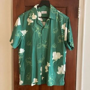 Saturdays New York. Casual camp collar shirt. Size medium